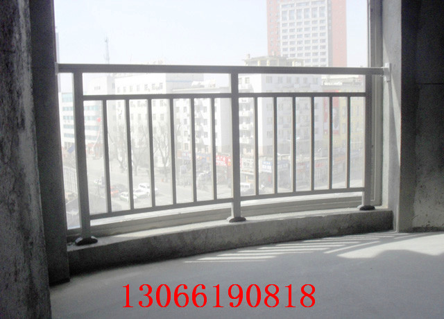 廣東鋅鋼陽臺護(hù)欄
