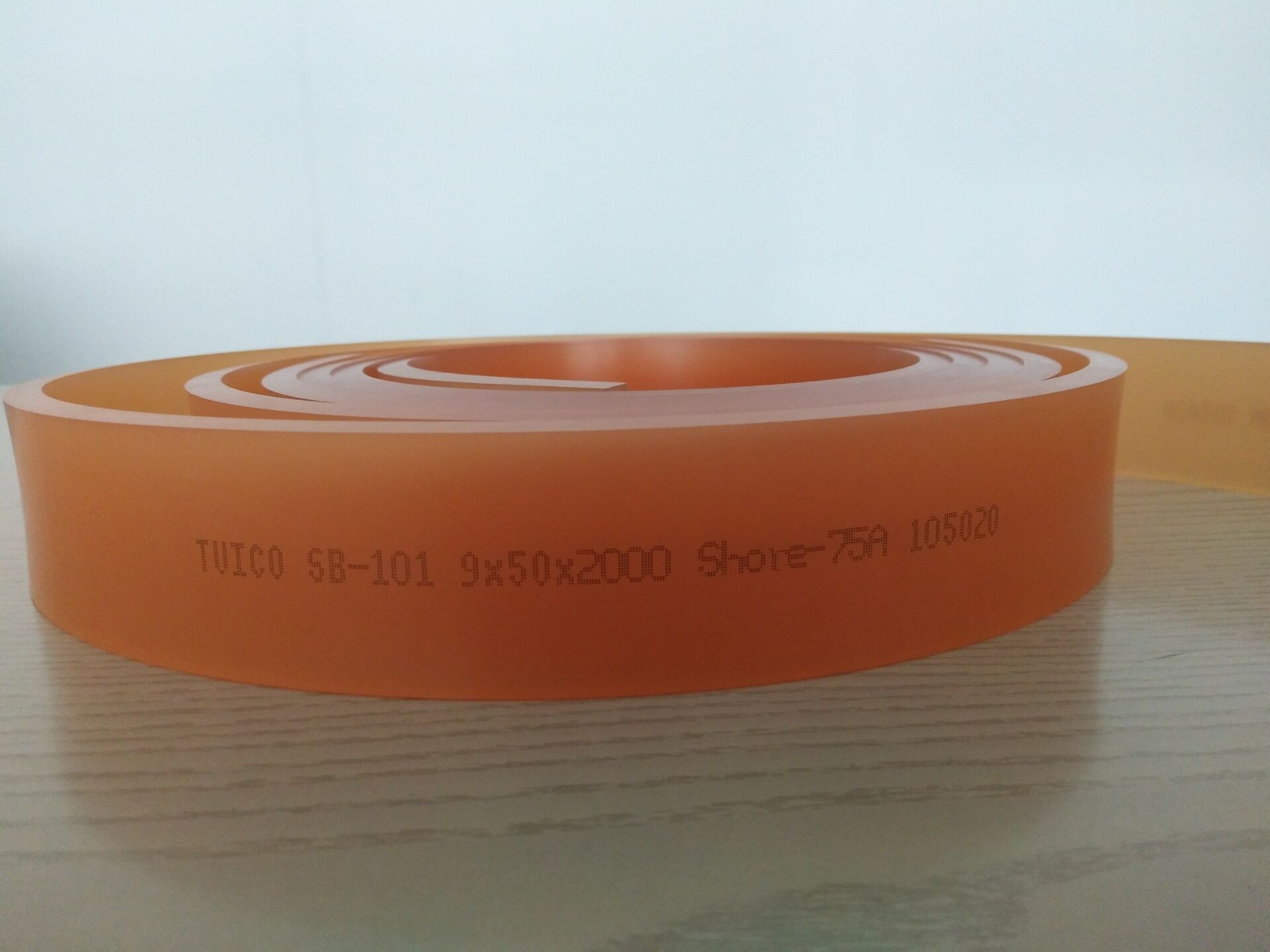 供應(yīng)*進口75度優(yōu)力刮膠