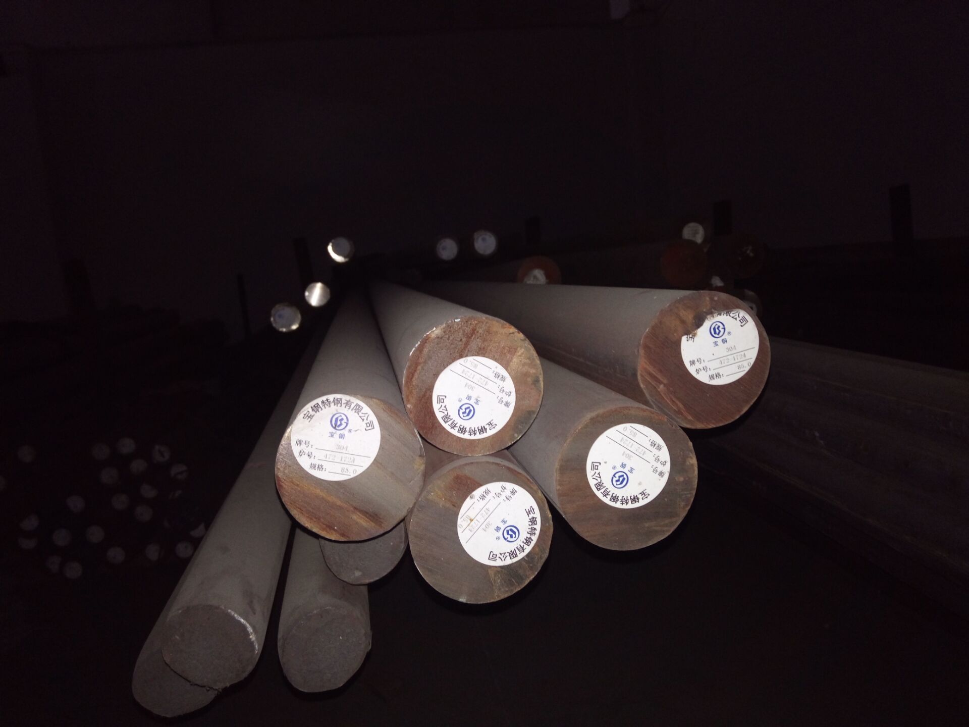 現(xiàn)貨寶鋼304圓鋼（304不銹鋼價(jià)格）
