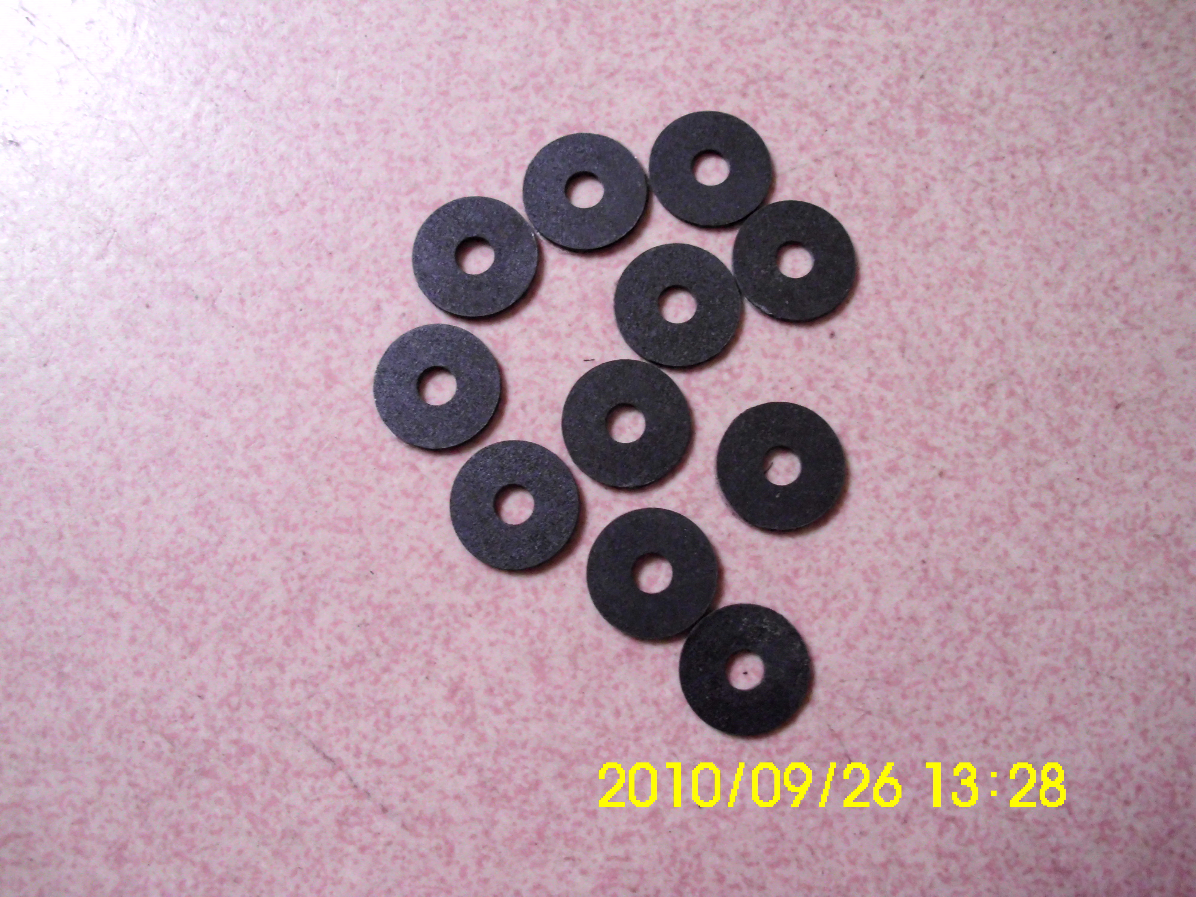 廠家供應訂做各種厚度，顏色，規(guī)格的 防火快巴紙  絕緣快巴紙 快巴紙墊片 快巴紙背膠 快巴紙 快巴墊片