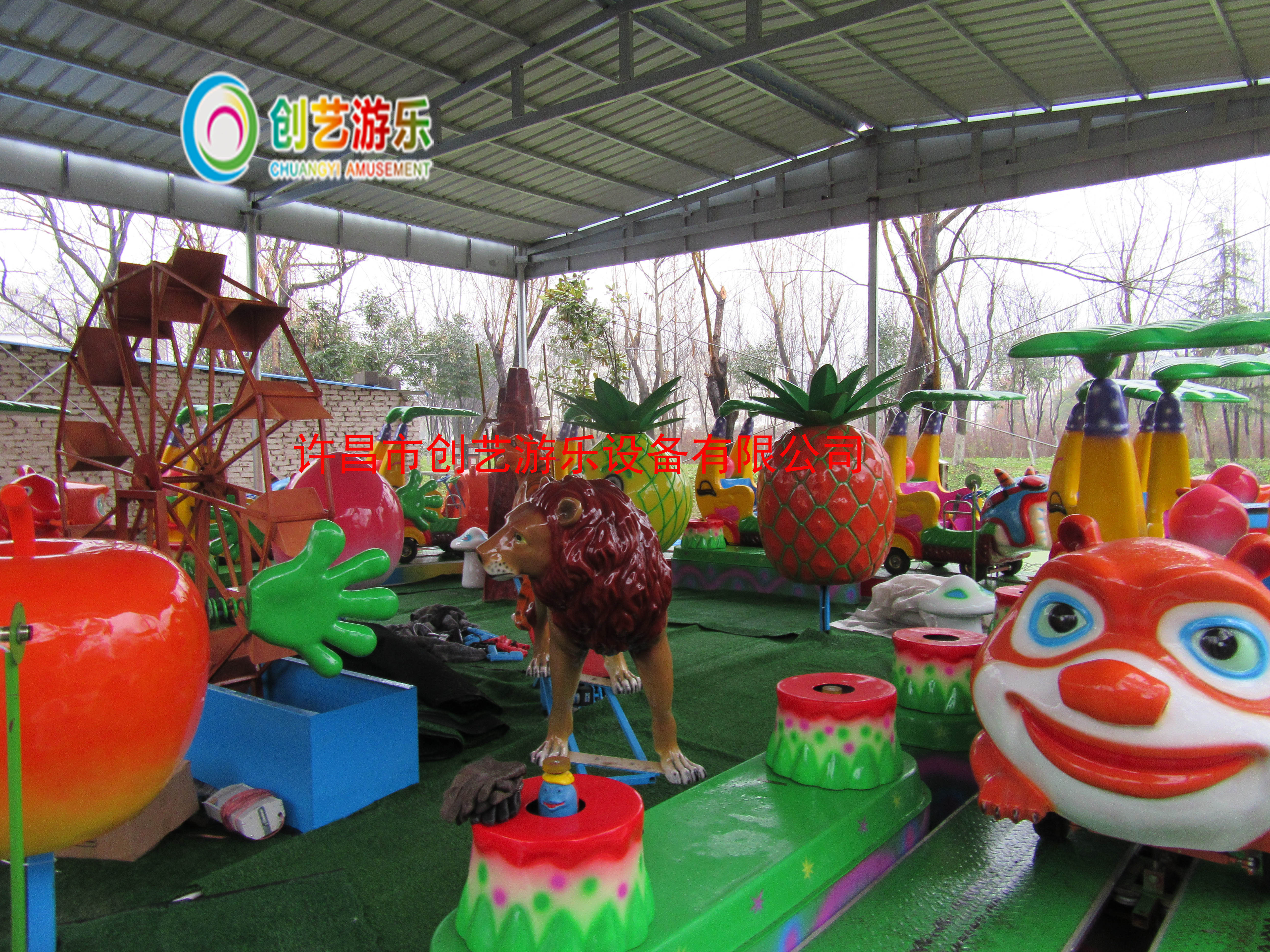 2019年創(chuàng)藝游樂火爆公園廣場(chǎng)游樂園明星產(chǎn)品之一游樂設(shè)備--香蕉火車（歡樂打地鼠）