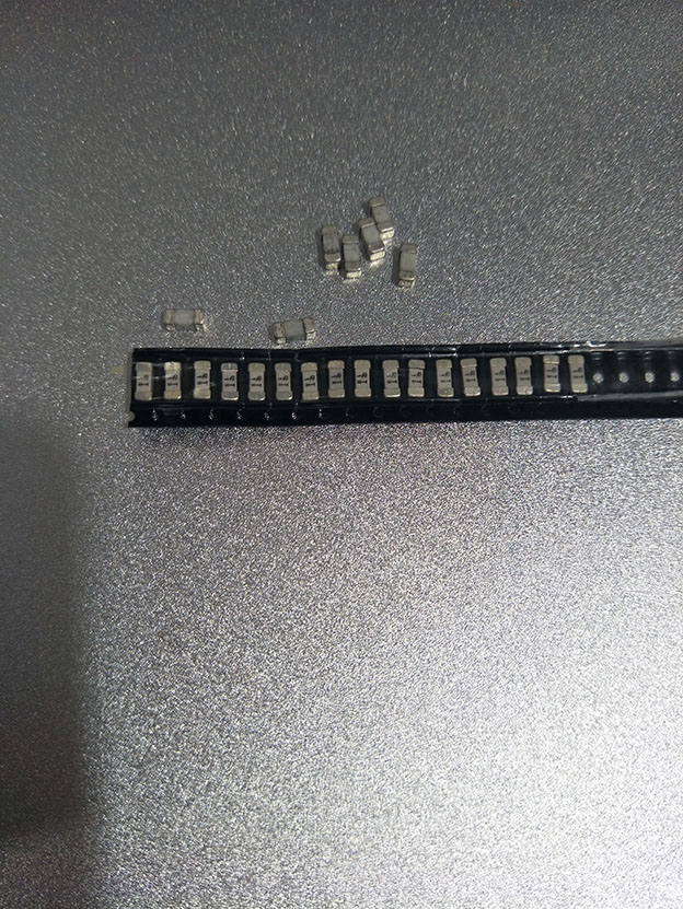 保險絲、電感測試激光打標(biāo)編帶機