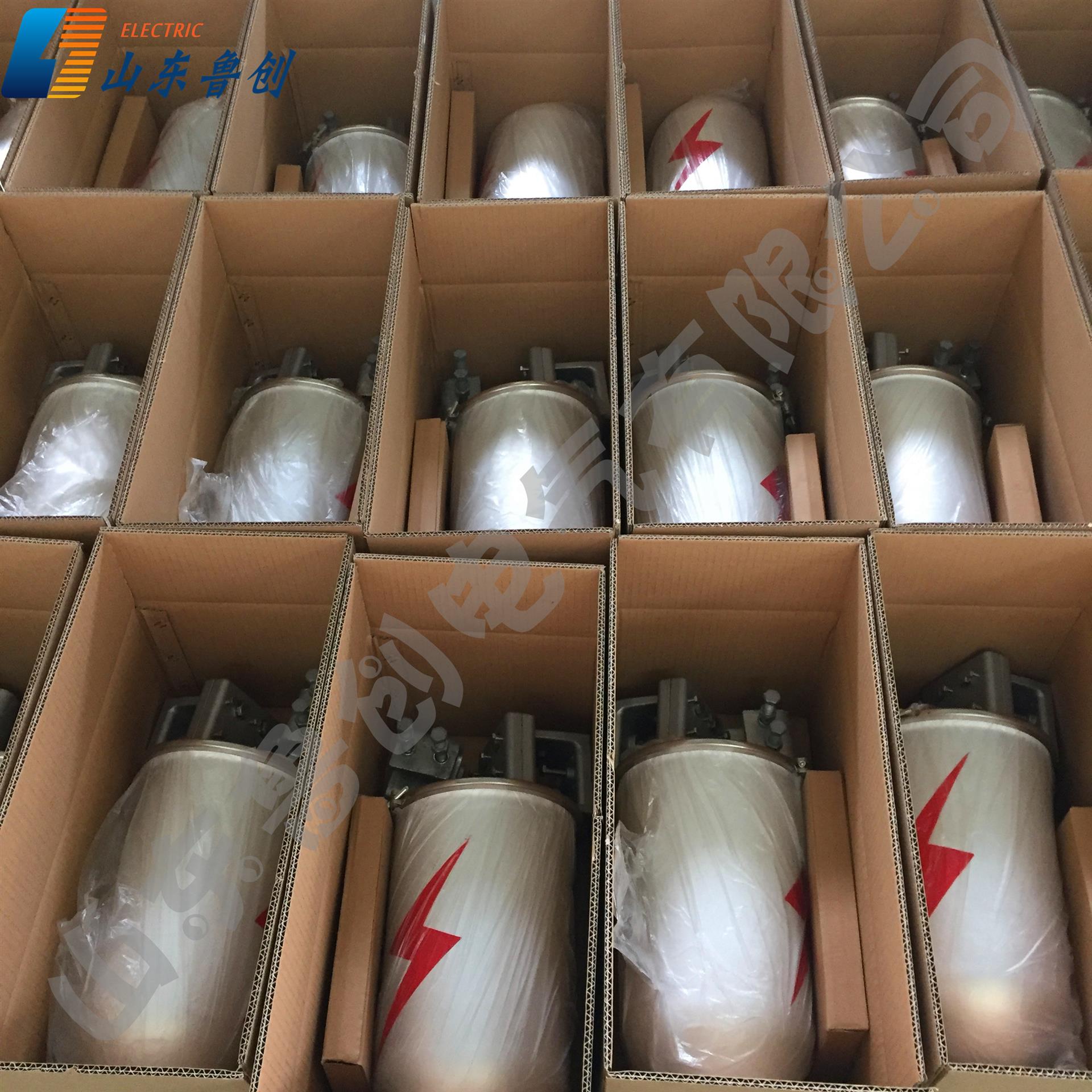 ADSS光纜用接線盒桿塔用
