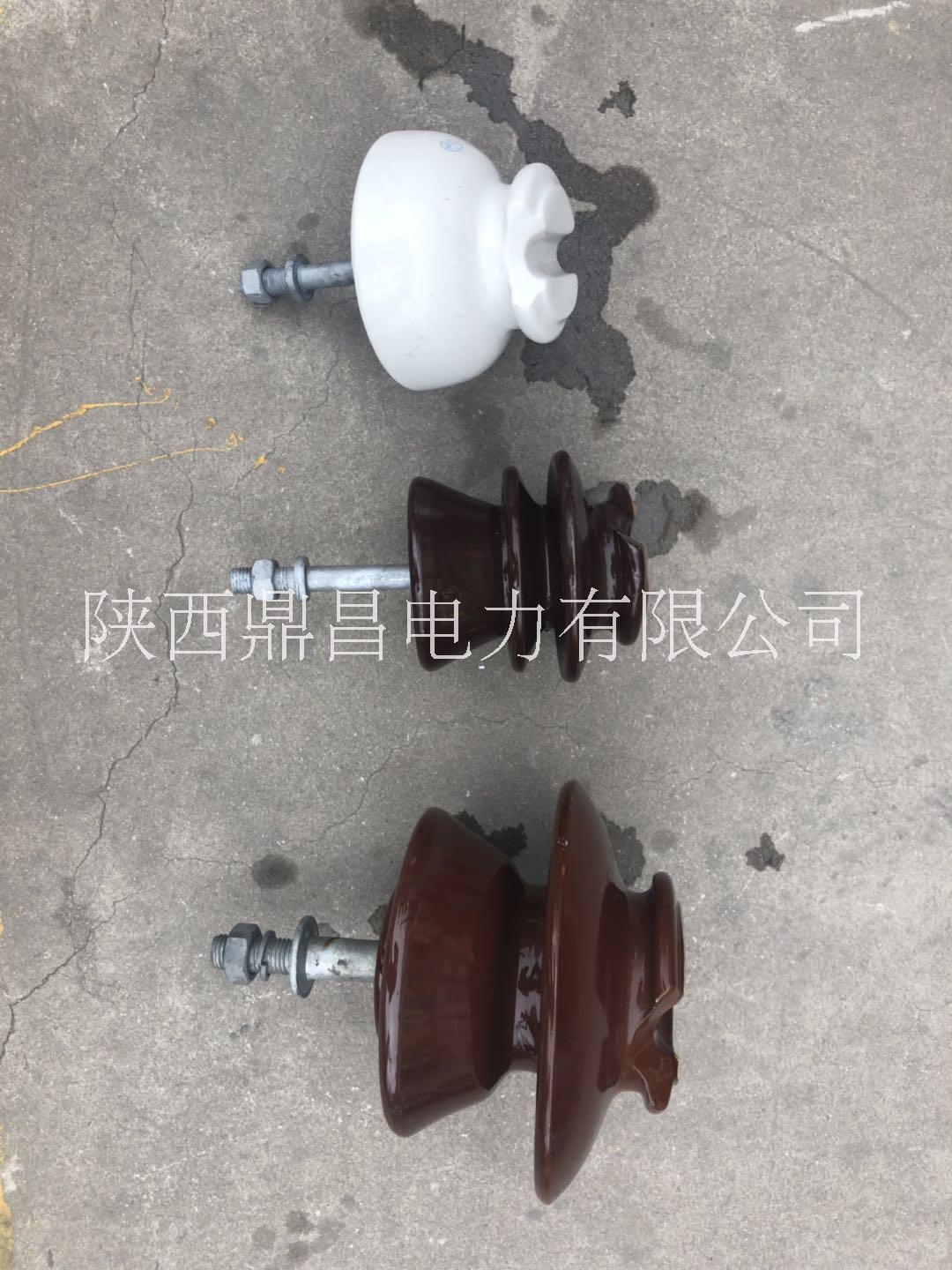 廠家直銷 批發(fā)優(yōu)質(zhì)高壓針式瓷瓶 隔離開關支柱支柱絕緣子電瓷絕緣子 針式瓷瓶絕緣子 玻璃絕緣子