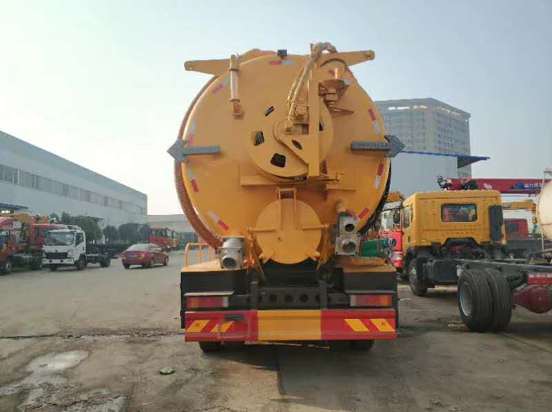 天錦清洗吸污車 黃牌天錦清洗吸污車 市政管道清洗吸污車