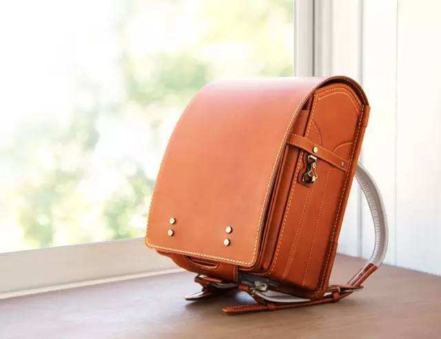 上海進(jìn)口日本韓國(guó)書包文具報(bào)關(guān)代理 進(jìn)口書包文具報(bào)關(guān)代理 上海進(jìn)口書包報(bào)關(guān)代理