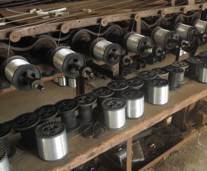 鍍鋅冷拔絲 鍍鋅冷拔絲的生產(chǎn)工藝