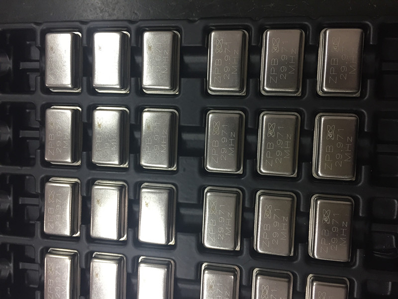 供應(yīng)JA8型晶振 晶體振蕩器濾波器