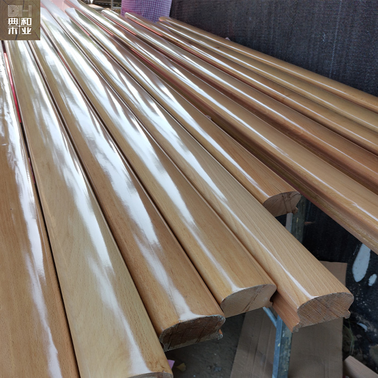 廠家供應(yīng)家用式實木樓梯立柱 支持定制 徐州典和木業(yè)