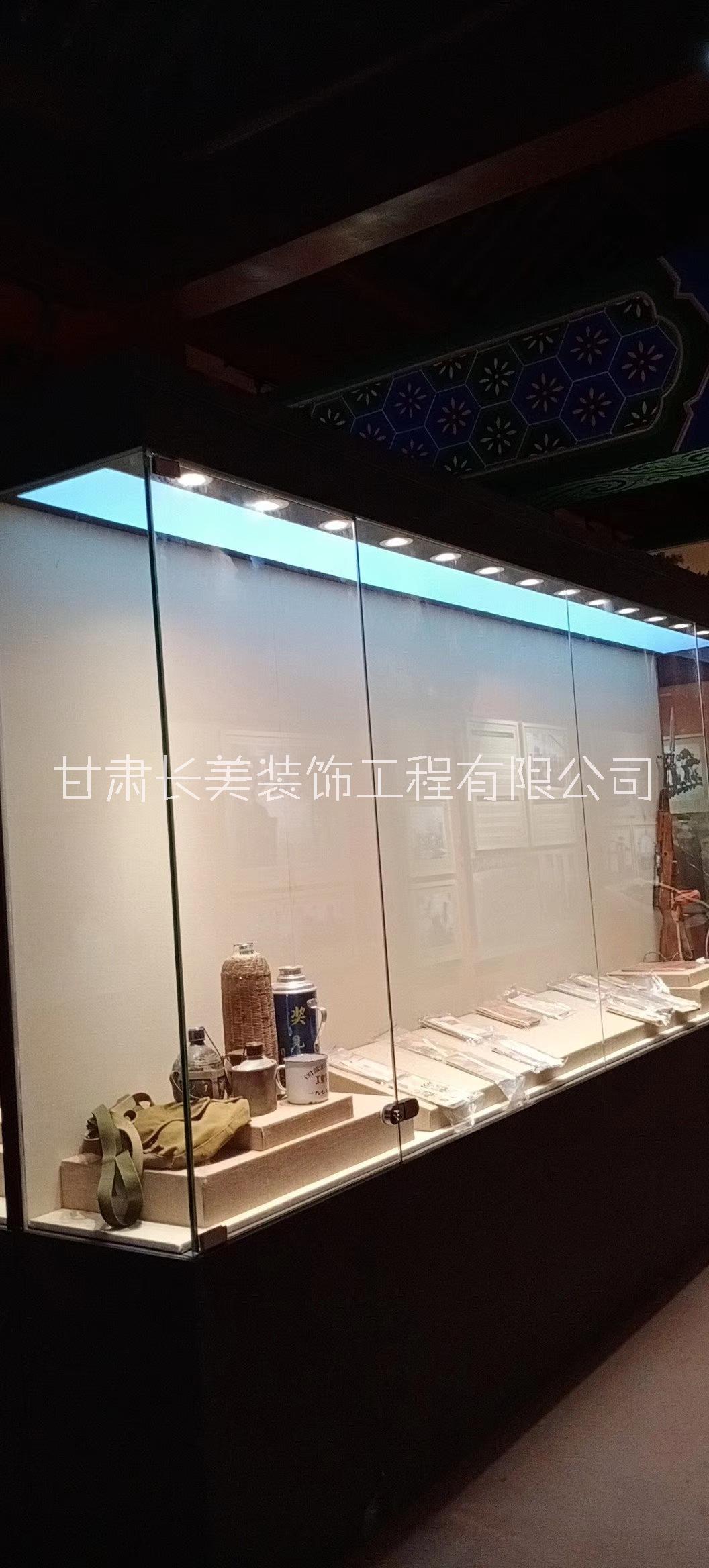 武威博物館鐵質(zhì)展柜裝修電話，博物館展柜室內(nèi)設(shè)計公司電話，武威鐵制展示架設(shè)計
