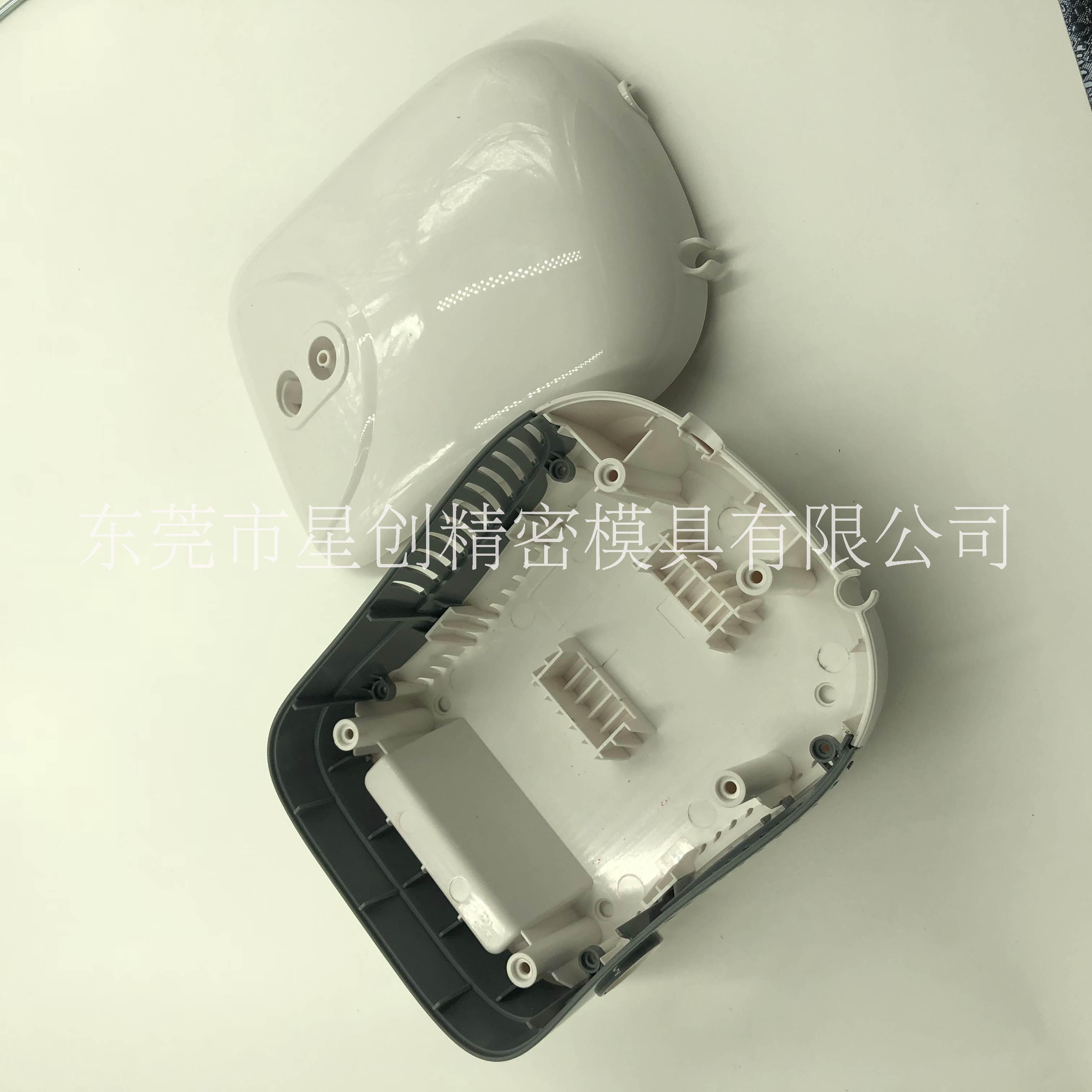 *廠家供應(yīng)醫(yī)療用品塑膠配件開(kāi)模訂制加工