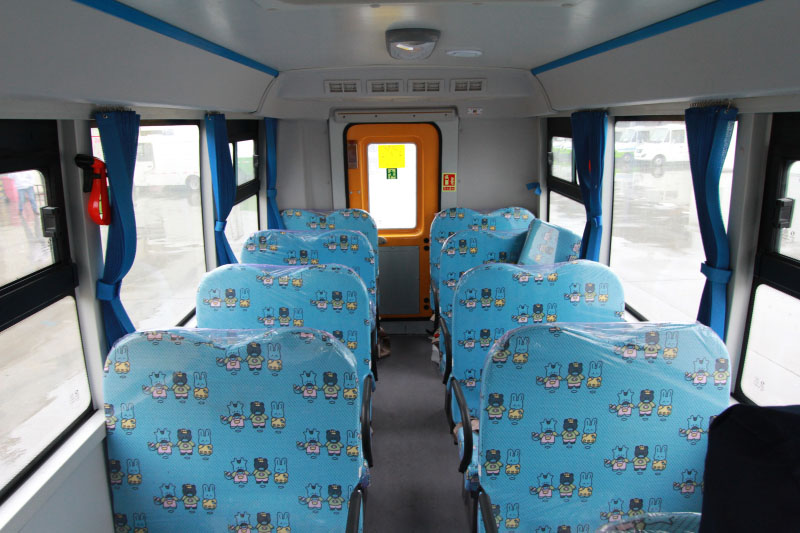 東風19座校車  東風19座小型幼兒園校車