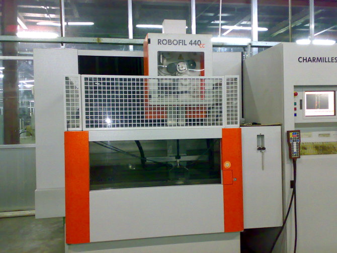 中國專業(yè)的二手機械設(shè)備進(jìn)出口清關(guān)物流公司 機械進(jìn)口流程