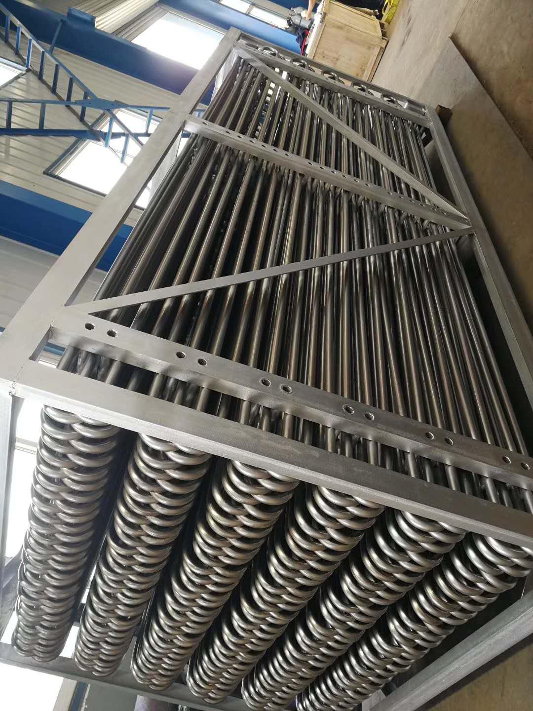 復(fù)合流閉式冷卻塔THF_方形橫流冷卻塔_節(jié)能降噪*_歡迎來電咨詢
