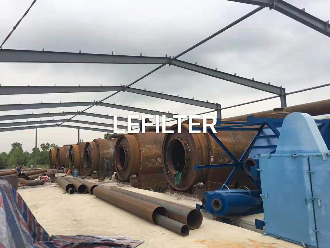 廢輪胎煉油設(shè)備/日處理12噸 廢舊輪胎煉油設(shè)備