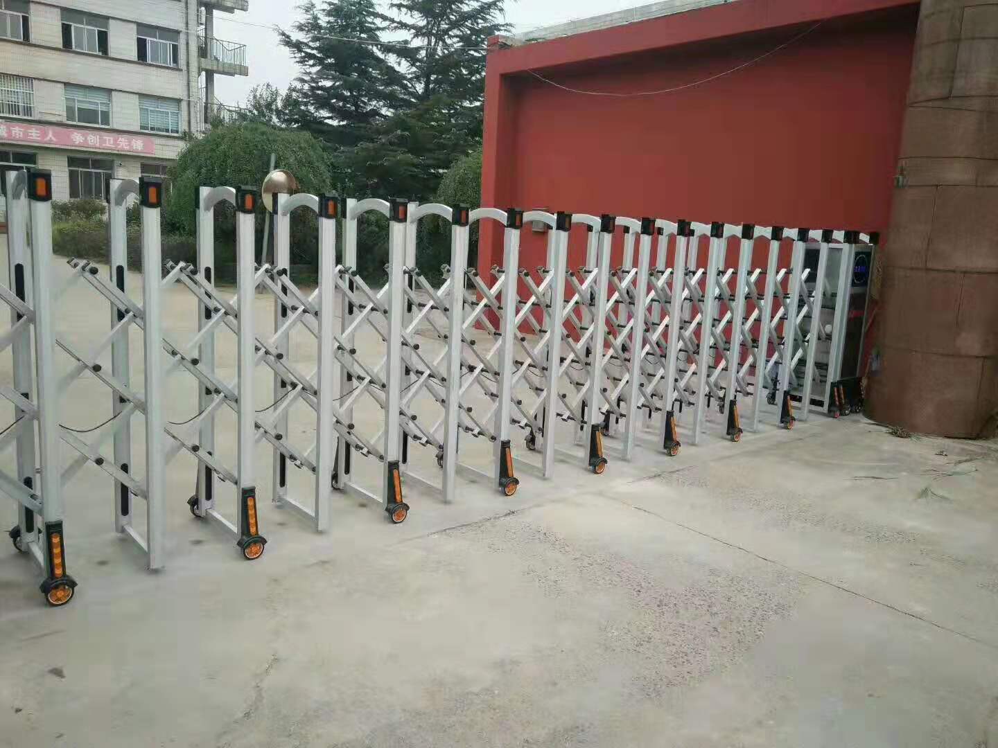 邯鄲電動伸縮門/邯鄲定制不銹鋼電動伸縮門