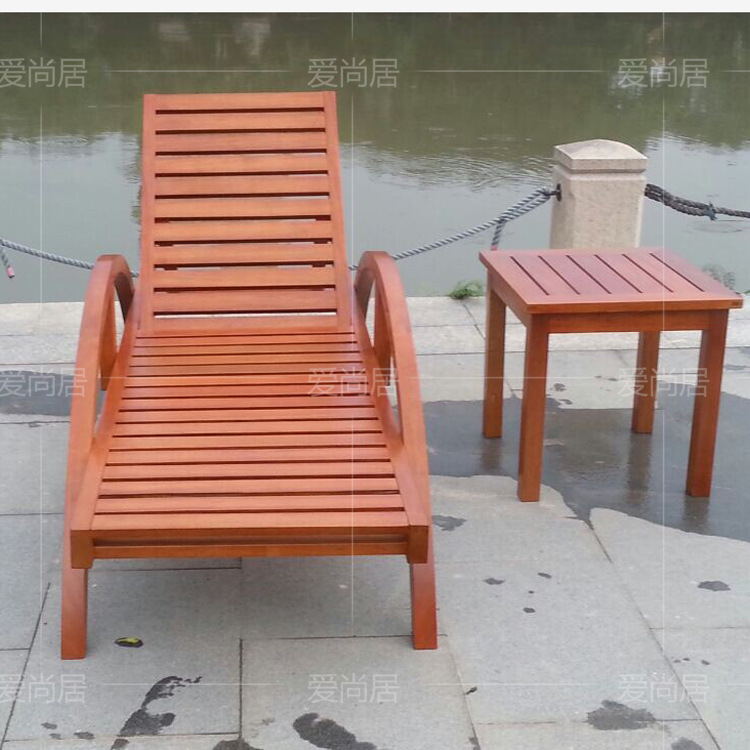 工廠供應(yīng)戶外實(shí)木沙灘椅木質(zhì)躺床實(shí)木酒店躺椅陽(yáng)臺(tái)戶外床二折躺椅 可折疊實(shí)木沙灘椅