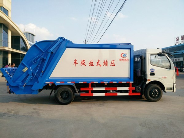 8方東風(fēng)D9壓縮垃圾車廠家 品牌 圖片 報價  多少錢 配件 廠家直銷  參數(shù) 那種好