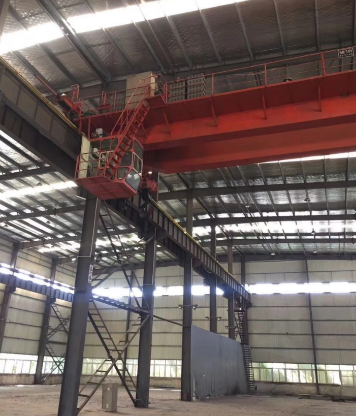 雙梁橋式起重機(jī)