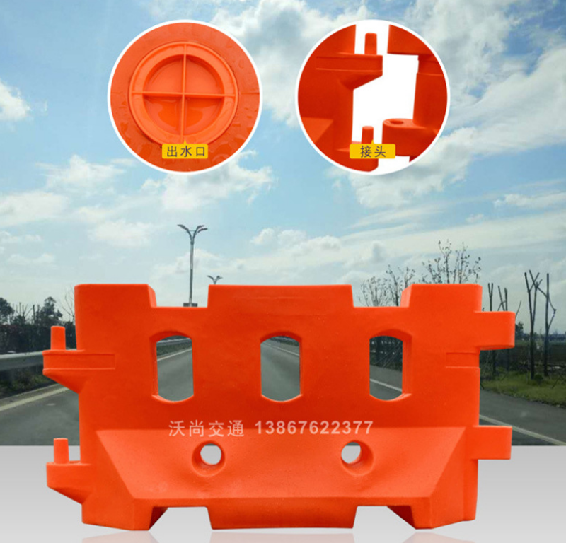 江蘇滾塑注水三孔水馬價(jià)格，市政交通設(shè)施注水圍擋供應(yīng)商