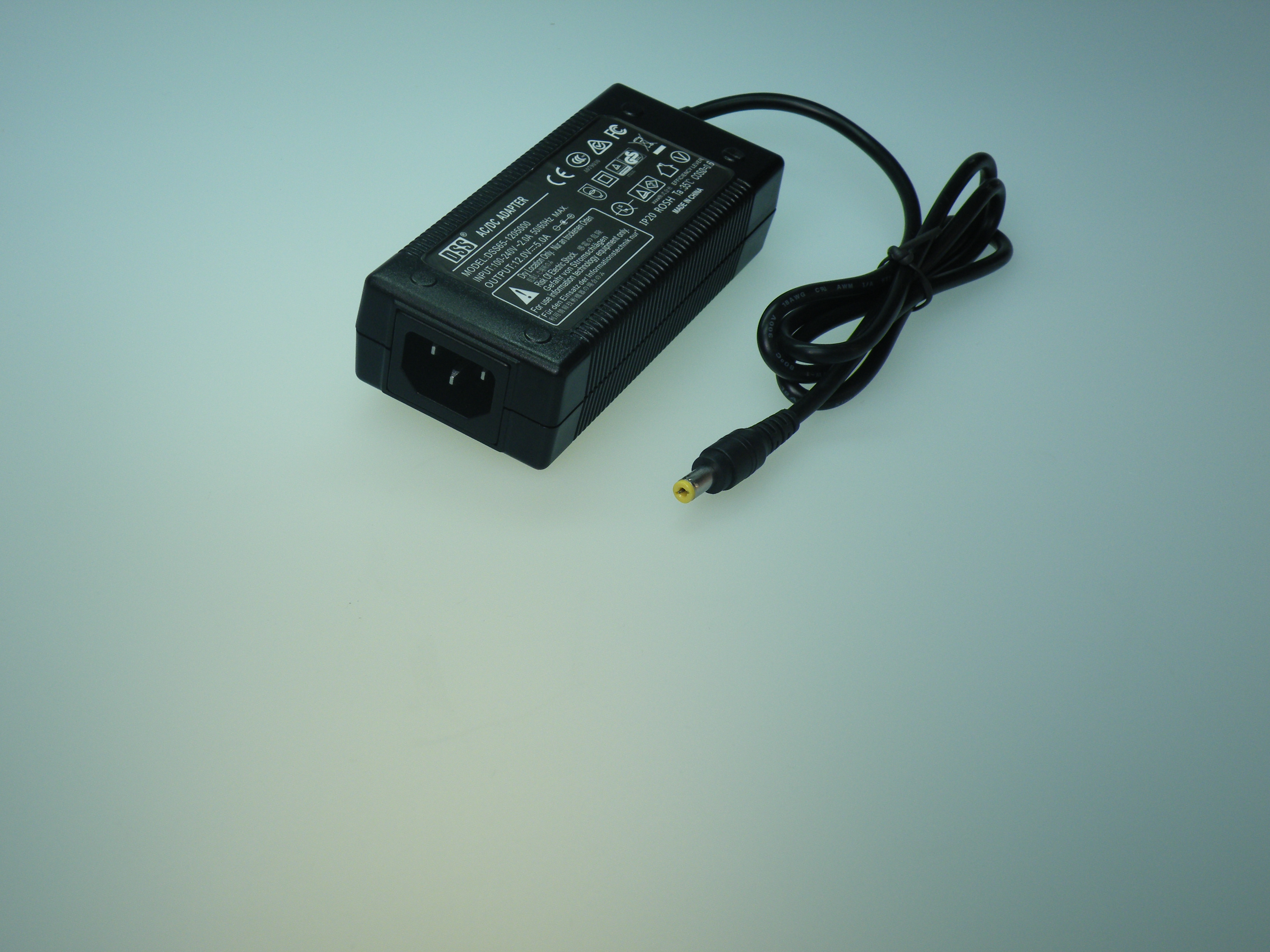 IECCB家電類標(biāo)準(zhǔn)EN61558認(rèn)證電源適配器12V5A展示柜電源