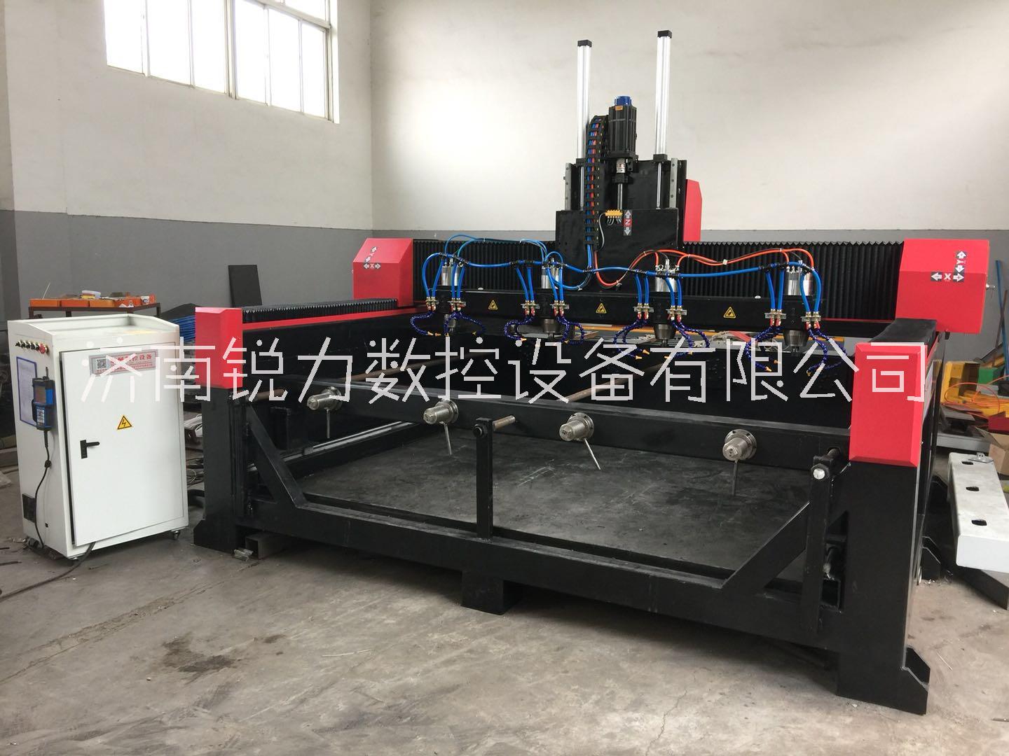 2520一拖四羅馬柱頭雕刻機 多頭立體石材雕刻機 遼寧四軸立體龍柱羅馬柱頭雕刻機