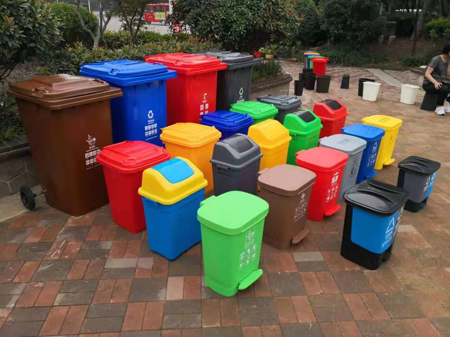 240L環(huán)衛(wèi)分類垃圾桶—加厚塑料垃圾桶廠家直銷|臨沂寶燕呈祥塑業(yè)