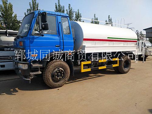 10方東風(fēng)灑水車(chē)價(jià)格  10方灑水車(chē)生產(chǎn)廠家10方灑水車(chē)哪里買(mǎi)
