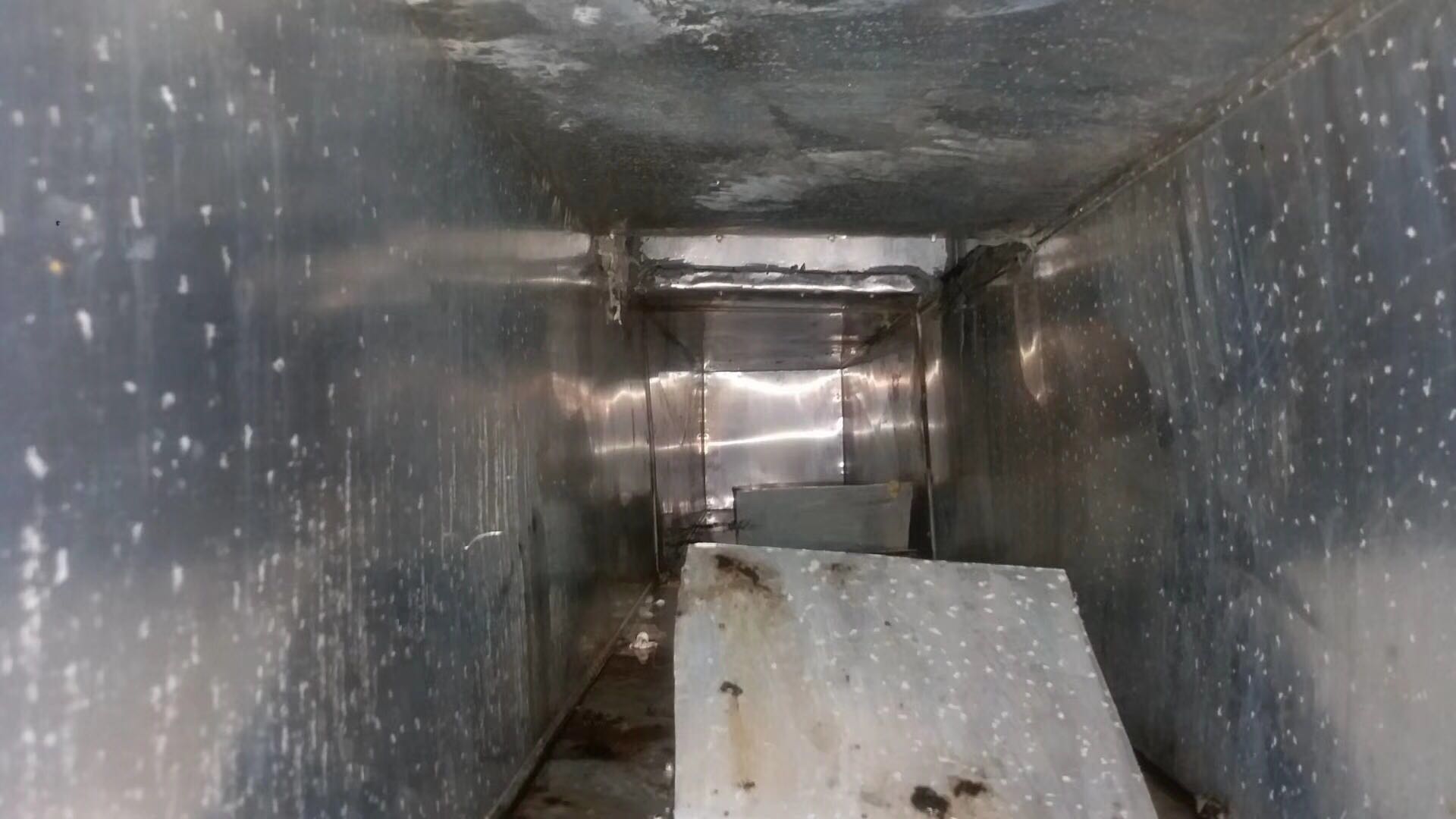 寧波市食堂油煙管道清洗公司-電話-服務(wù)專線