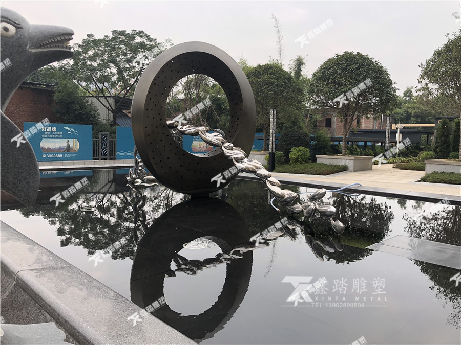 水景發(fā)光魚躍龍門雕塑 水景圓環(huán)不銹鋼雕塑  廣東佛山雕塑定做廠家