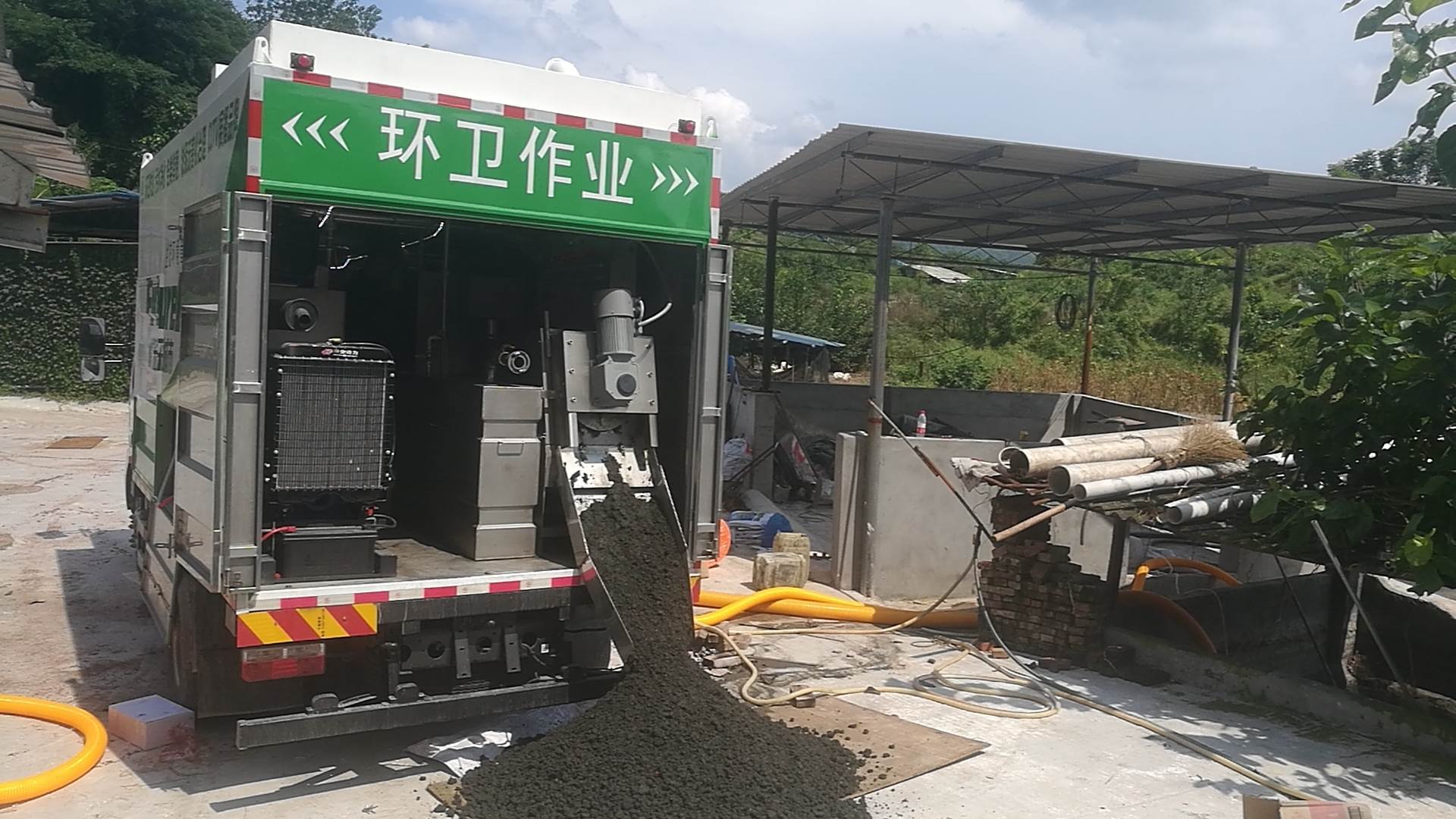 新型環(huán)衛(wèi)作業(yè)吸污車市政*設(shè)備、價格、廠家、供應(yīng)商【深圳市九九八科技有限公司】