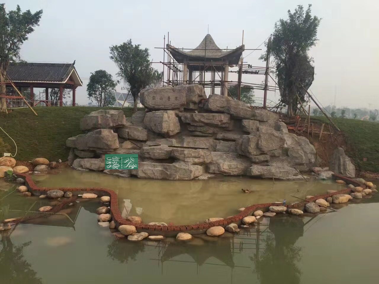 江西專業(yè)景觀水泥假山施工隊(duì)制作哪家更專業(yè)-水泥假山景觀工程施工隊(duì)