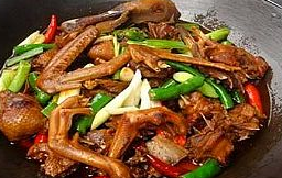 供應(yīng)怎么做干鍋啤酒鴨-食為天-技師培訓(xùn)
