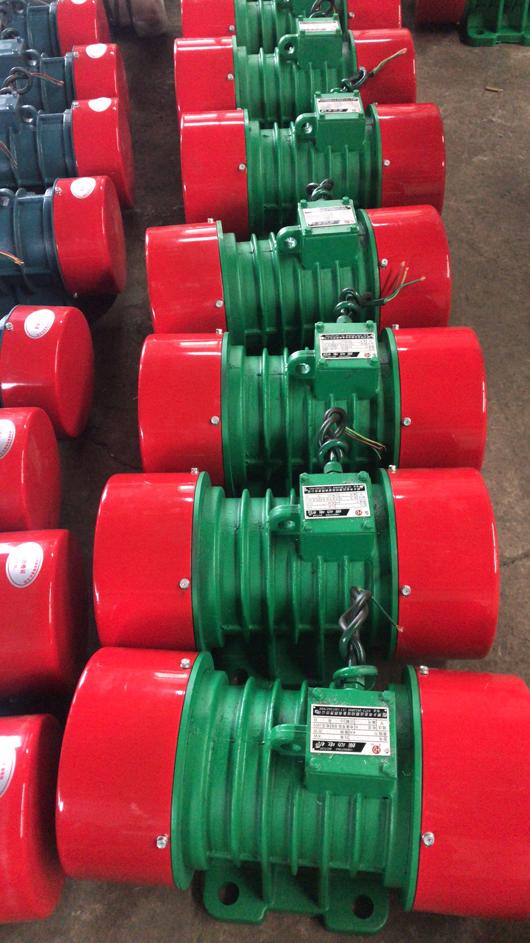 ZW-180-6三相振動(dòng)電機(jī)