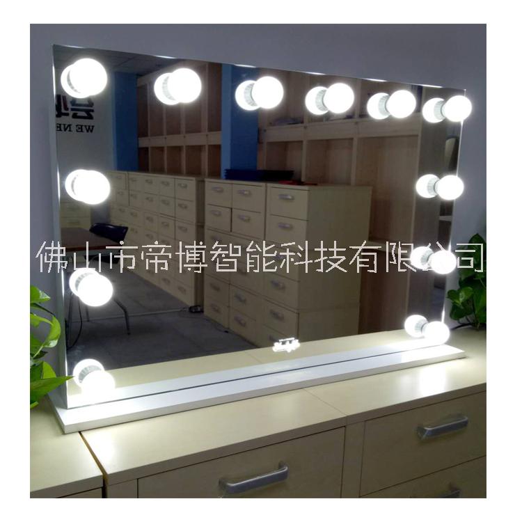 浴室 LED防霧鏡 壁掛鏡 廠家直銷 酒店*燈鏡智能鏡 好萊塢燈泡鏡 調(diào)光調(diào)色 好萊塢燈泡鏡化妝鏡 調(diào)光調(diào)色