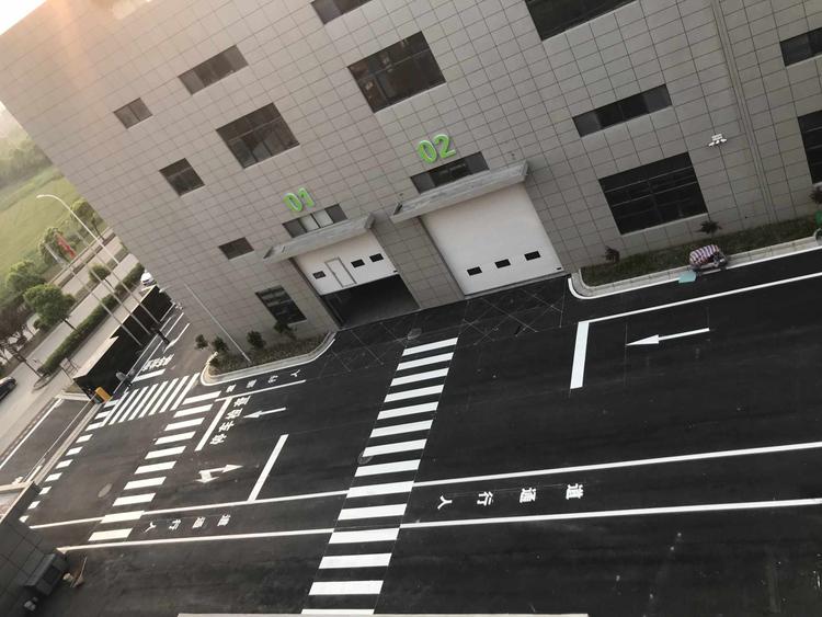 蘇州專業(yè)廠區(qū)道路劃 蘇州專業(yè)道路劃線公司