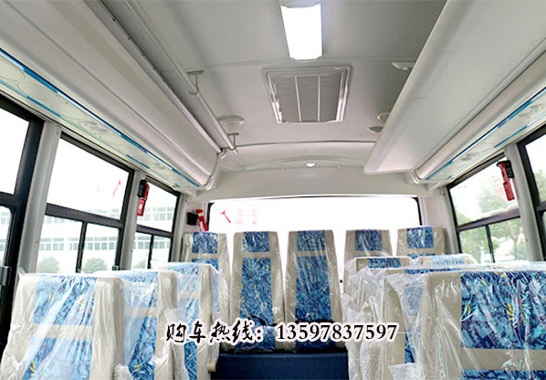 華新牌19座通勤客車 一汽華新牌19座員工上下班接送車 一汽華新牌19座通勤車