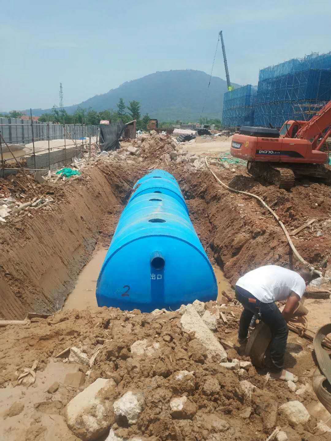 福建鋼筋混凝土化糞池廠家質(zhì)優(yōu)價廉 一體化污水處理設備