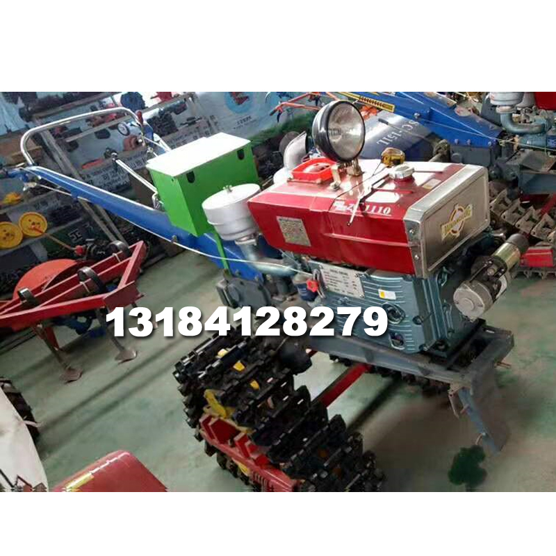 吉林客戶使用履帶式手扶拖拉機(jī)工作性能好，通過(guò)率高