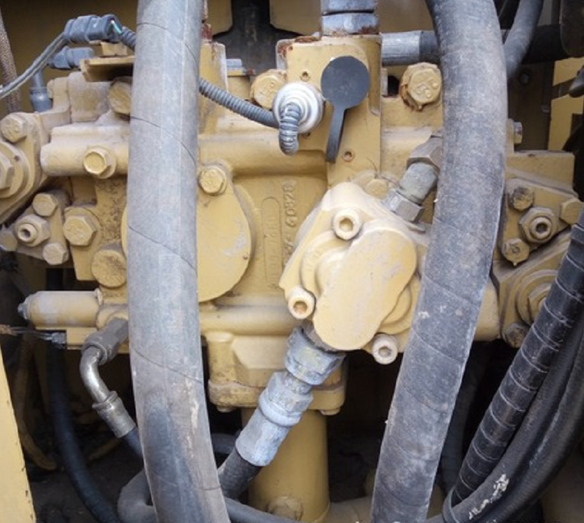 二手挖掘機(jī)廠家 上海二手挖掘機(jī)供應(yīng) 二手隧道挖機(jī)