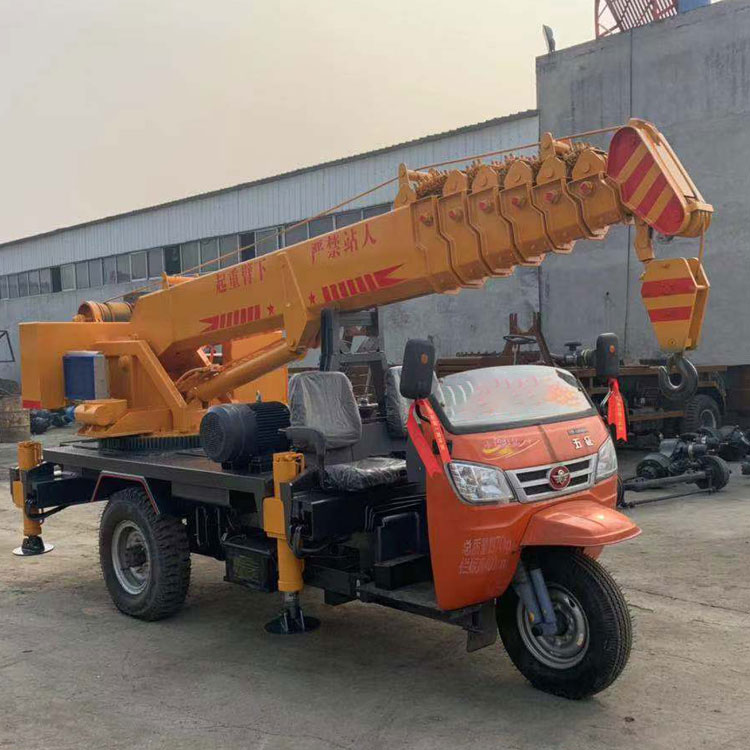 農(nóng)業(yè)三輪吊車 農(nóng)用三輪車改裝三輪吊 園林*三輪隨車吊