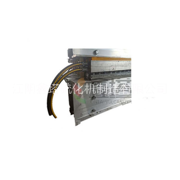 供應(yīng) 水冷卻膠帶硫化機(jī) 型號(hào)XTLHJ-2 輸送帶熱硫化接頭