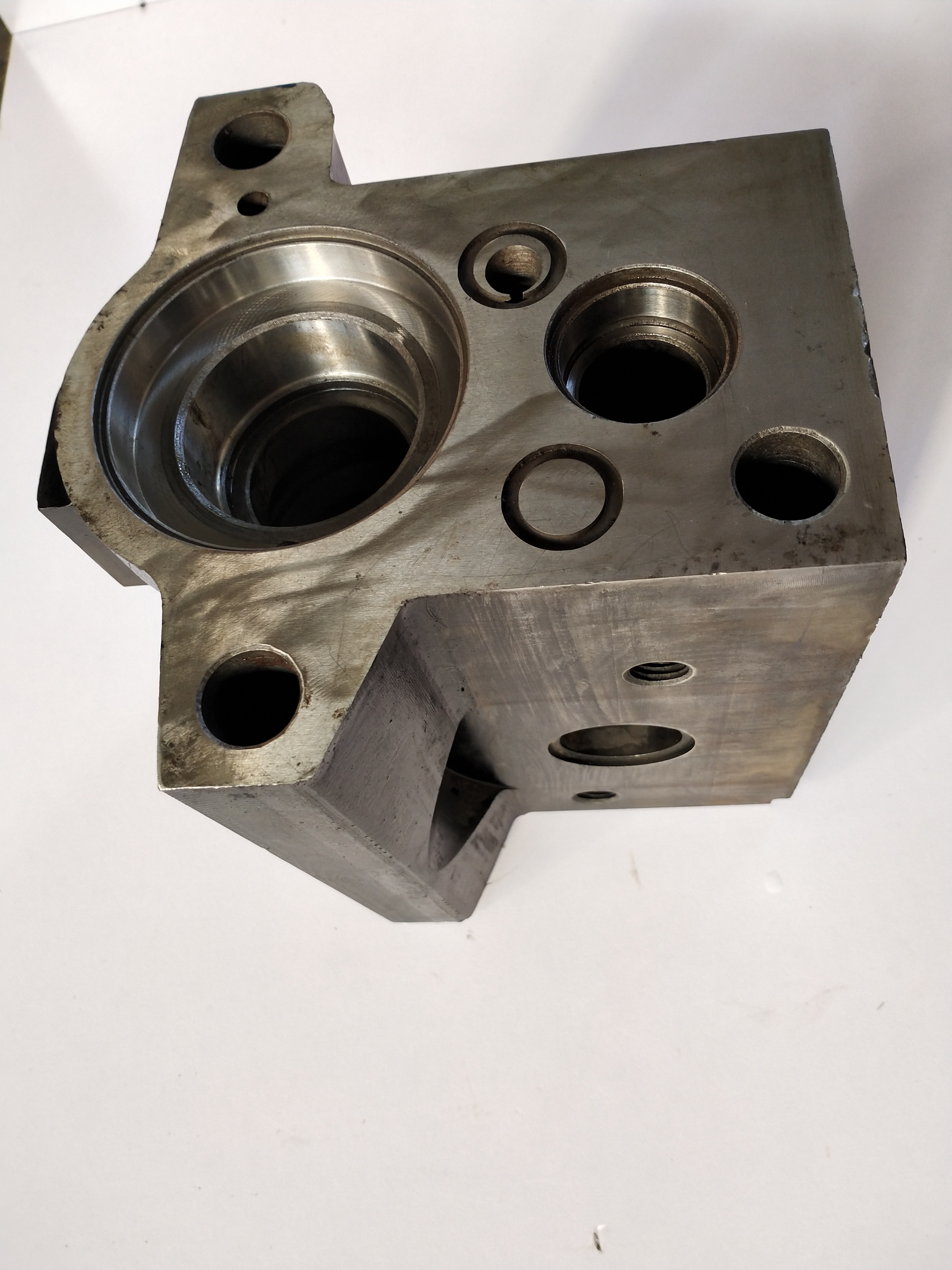 液壓鑿巖機(jī)COP1238中間缸體 礦山機(jī)械配件 鑿巖機(jī)零部件