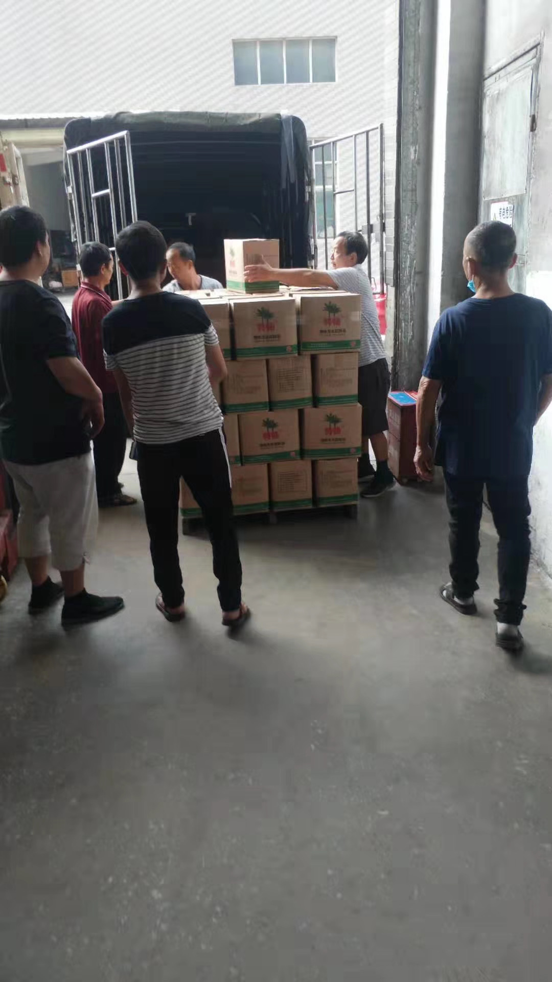 海南起酥油供應(yīng)商批發(fā)，海南起酥油工廠報(bào)價(jià)，起酥油油脂【廈門日麗晶貿(mào)易有限公司】
