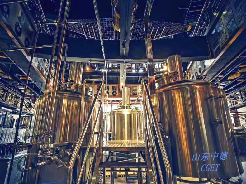 1000L精釀啤酒設(shè)備\山東中德