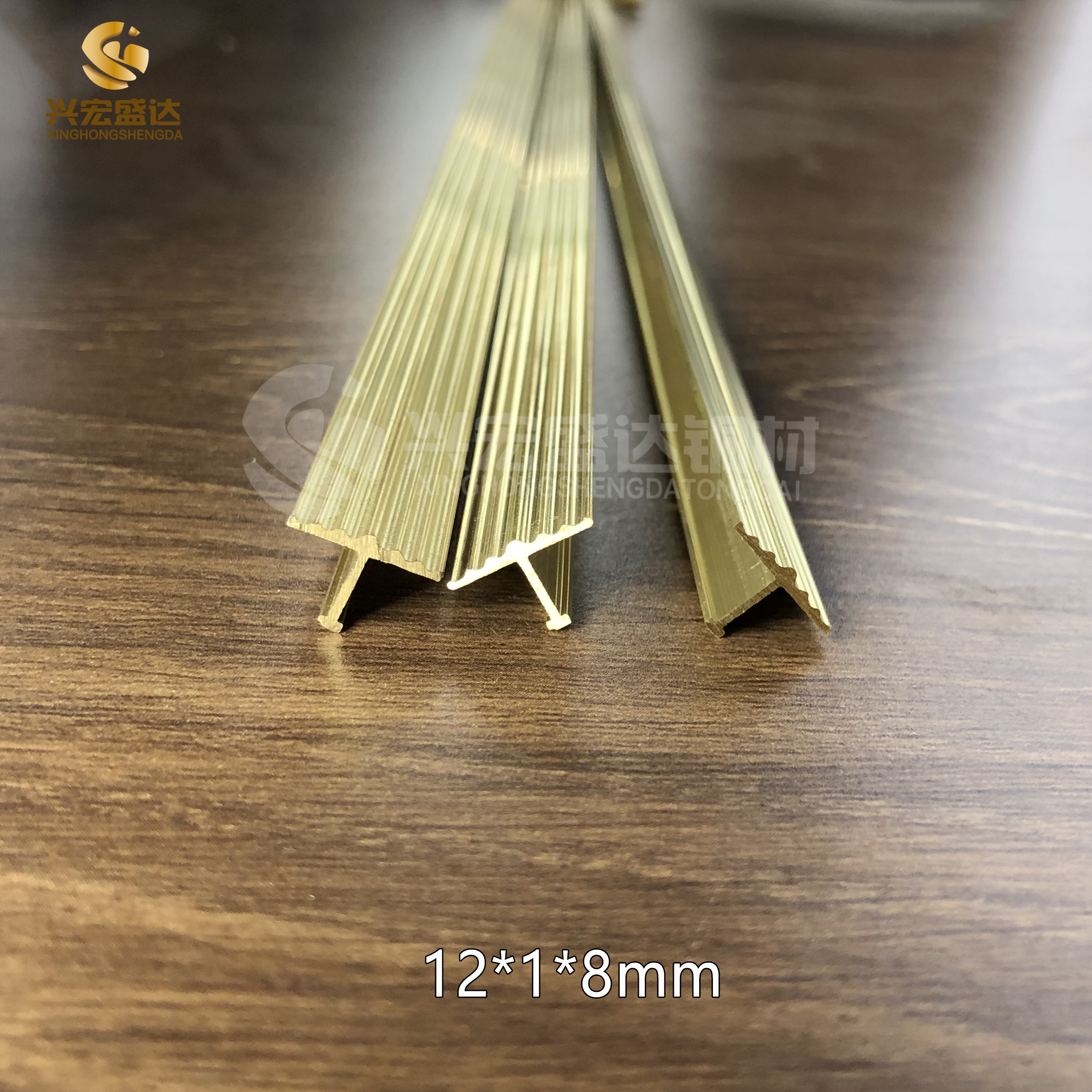 興宏盛達(dá)供應(yīng) 各類規(guī)格防滑條 樓梯防滑銅條 梅花型銅條 傘型銅條