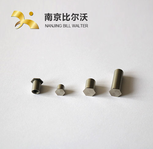 304不銹鋼通孔壓鉚螺柱  不銹鋼通孔壓鉚螺母柱 不銹鋼鉚柱