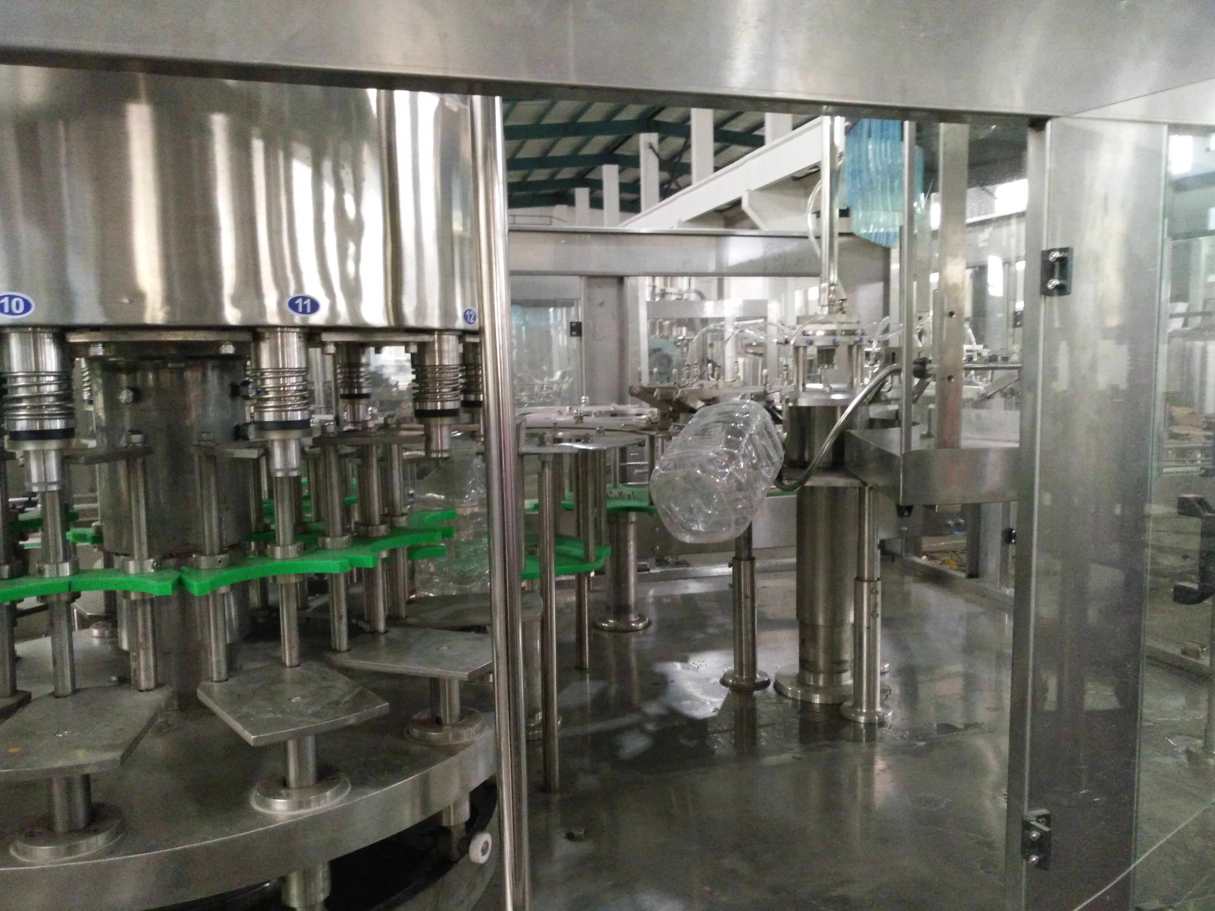 小瓶水灌裝機-電話-廠家報價