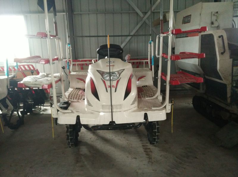 大量銷售各型號插秧機、插秧機配件