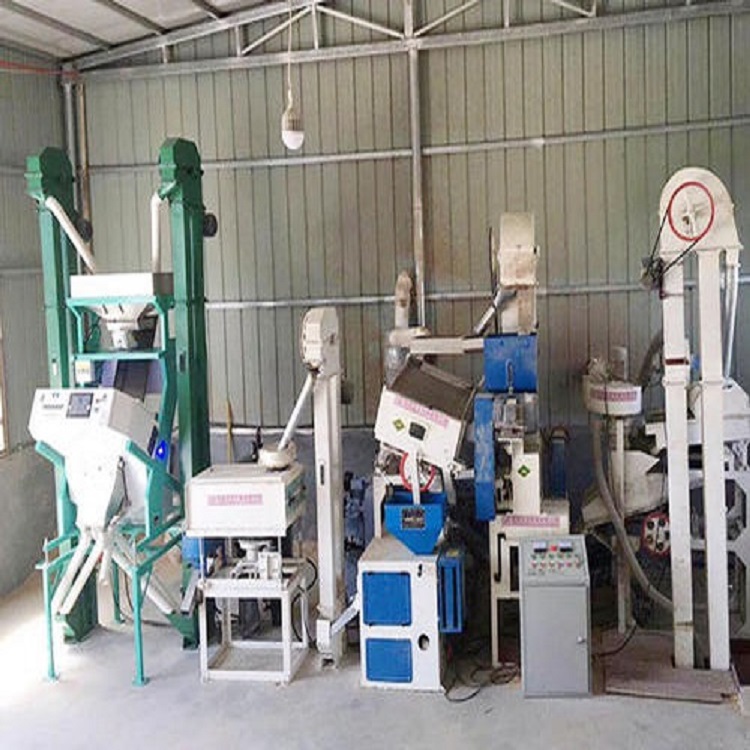 供應(yīng)中科集團(tuán)環(huán)保型免淘金黃小米加工設(shè)備 免淘小米加工設(shè)備